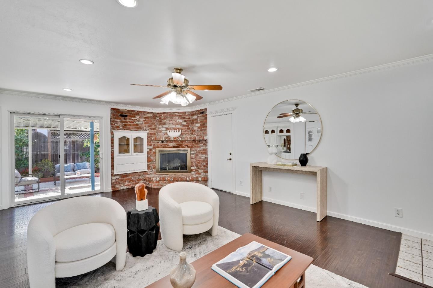 Detail Gallery Image 16 of 46 For 1040 Los Padres Blvd, Santa Clara,  CA 95050 - 3 Beds | 2 Baths