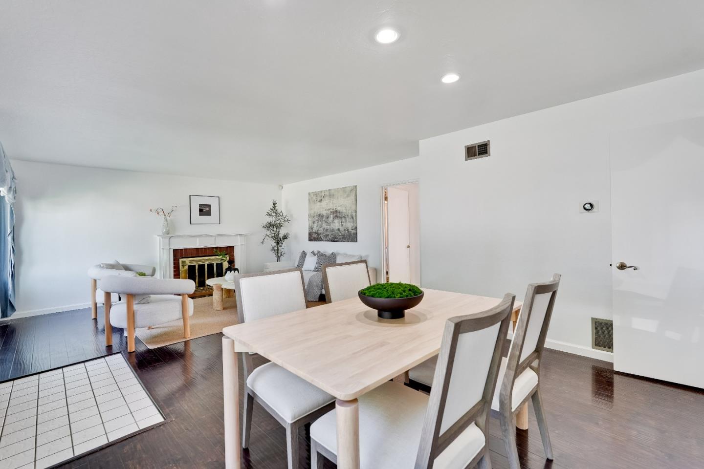 Detail Gallery Image 20 of 46 For 1040 Los Padres Blvd, Santa Clara,  CA 95050 - 3 Beds | 2 Baths