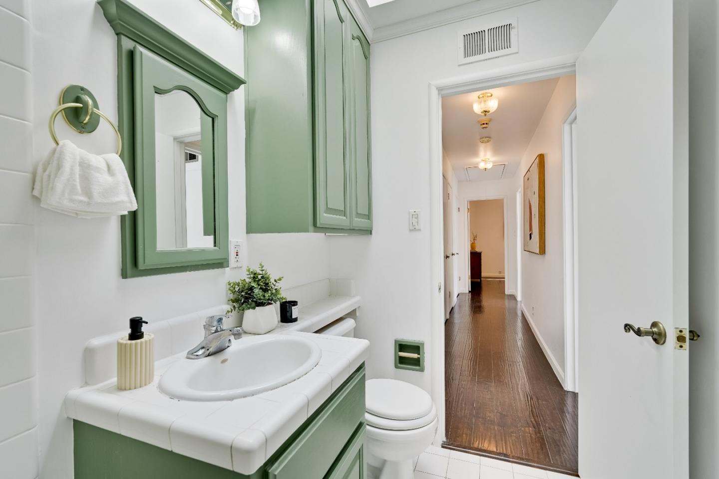 Detail Gallery Image 35 of 46 For 1040 Los Padres Blvd, Santa Clara,  CA 95050 - 3 Beds | 2 Baths