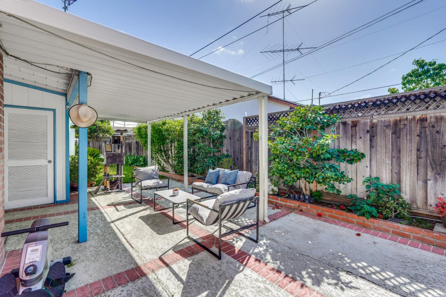 Detail Gallery Image 43 of 46 For 1040 Los Padres Blvd, Santa Clara,  CA 95050 - 3 Beds | 2 Baths