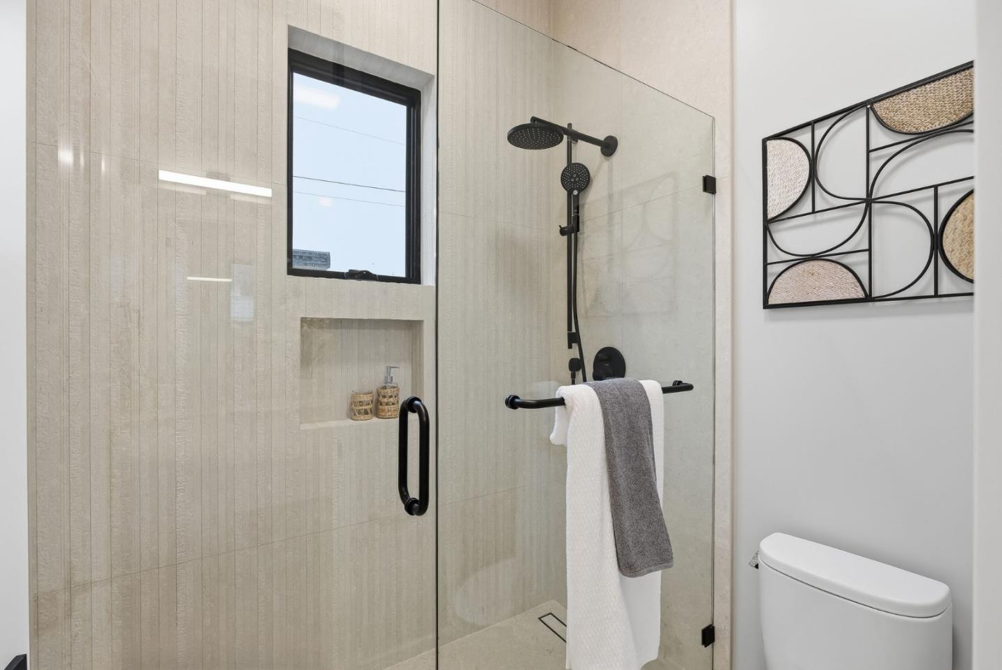 Detail Gallery Image 28 of 31 For 702 Ellsworth Pl, Palo Alto,  CA 94306 - 3 Beds | 2/1 Baths