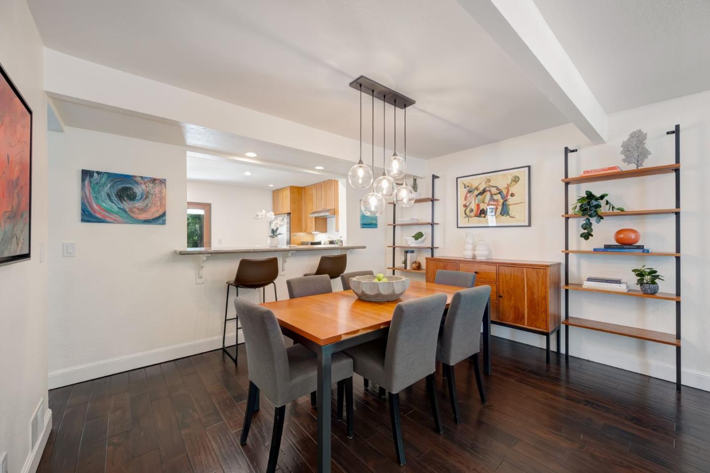 Detail Gallery Image 10 of 44 For 215 Nataqua Ave, Pacifica,  CA 94044 - 3 Beds | 2/1 Baths