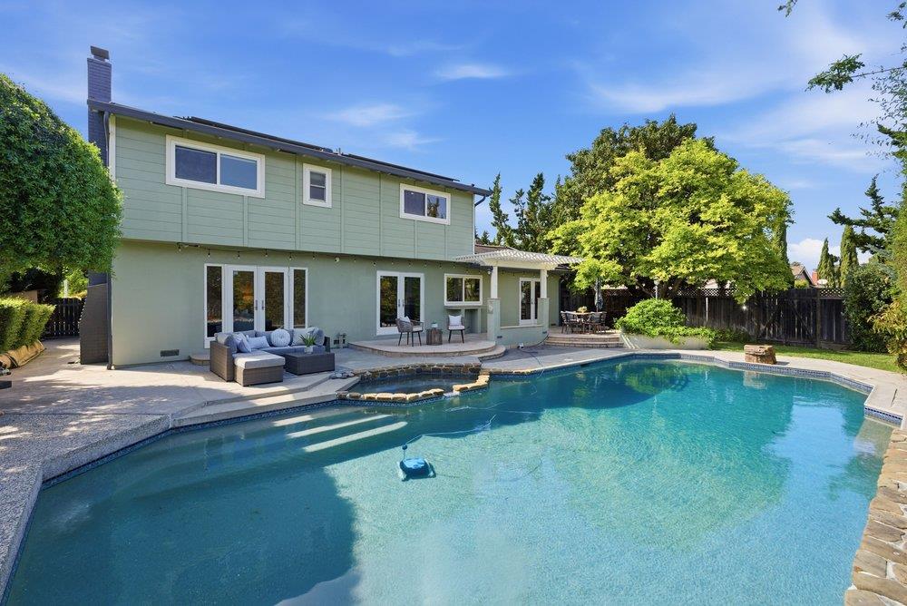 Detail Gallery Image 33 of 77 For 341 Fontana Dr, Santa Clara,  CA 95051 - 4 Beds | 3 Baths