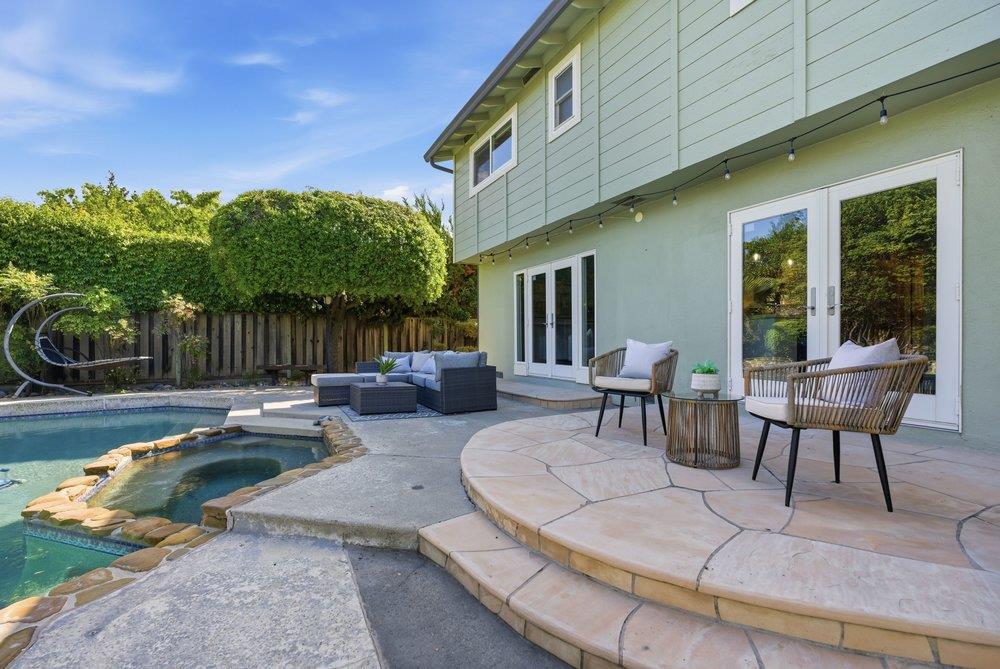 Detail Gallery Image 35 of 77 For 341 Fontana Dr, Santa Clara,  CA 95051 - 4 Beds | 3 Baths