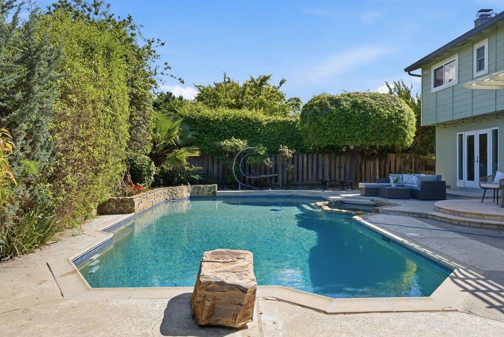 Detail Gallery Image 38 of 77 For 341 Fontana Dr, Santa Clara,  CA 95051 - 4 Beds | 3 Baths