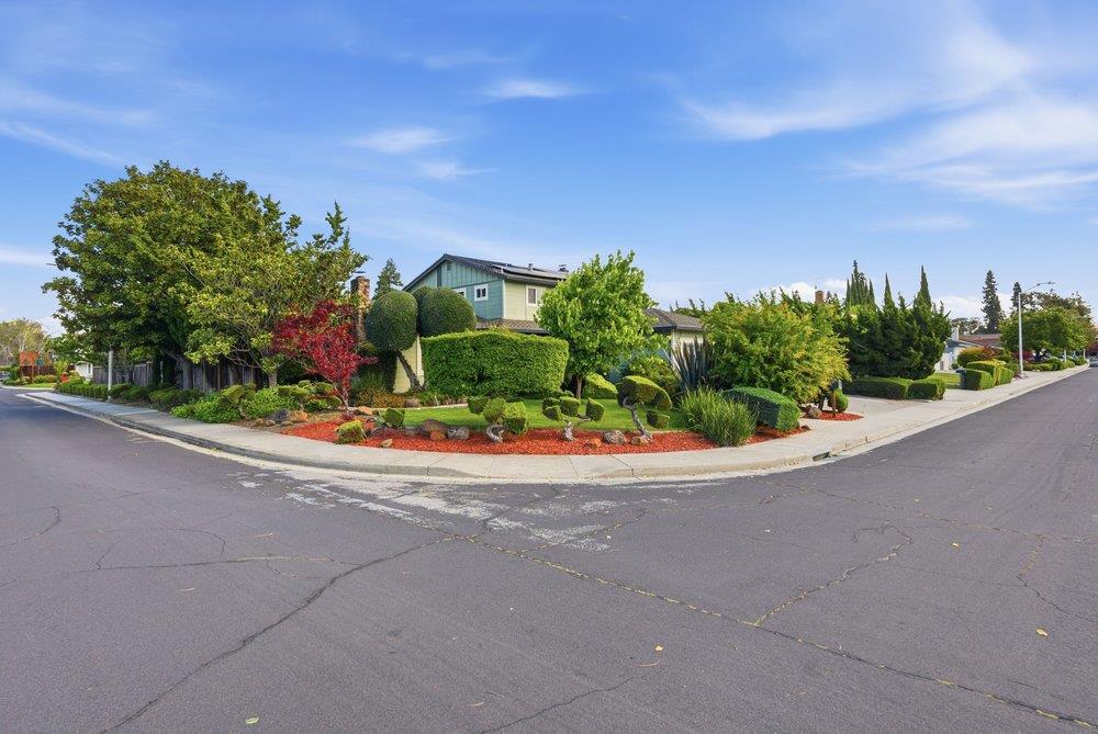 Detail Gallery Image 47 of 77 For 341 Fontana Dr, Santa Clara,  CA 95051 - 4 Beds | 3 Baths