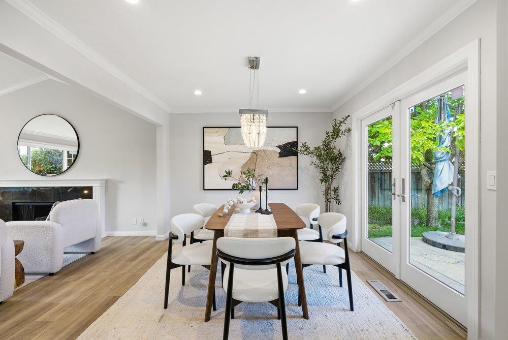 Detail Gallery Image 9 of 77 For 341 Fontana Dr, Santa Clara,  CA 95051 - 4 Beds | 3 Baths