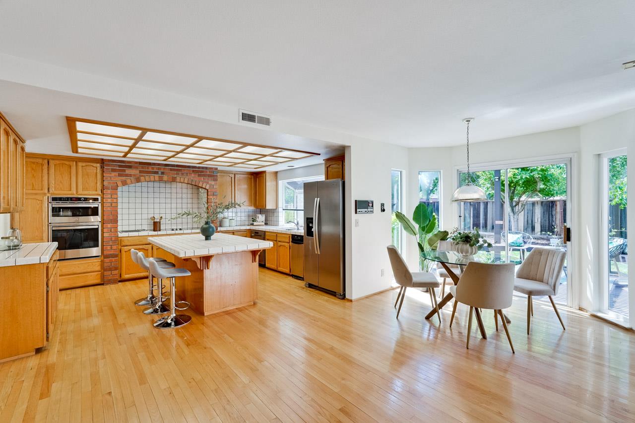 Detail Gallery Image 18 of 62 For 913 Galindo Ct, Milpitas,  CA 95035 - 4 Beds | 3 Baths