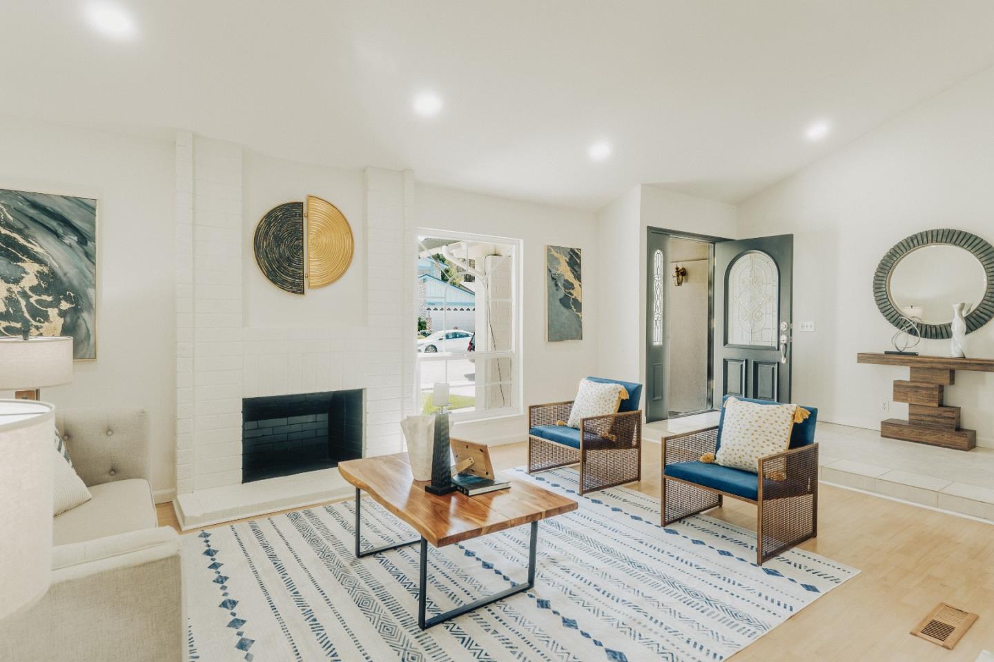 Detail Gallery Image 14 of 60 For Century Park Way, San Jose,  CA 95111 - 4 Beds | 2 Baths