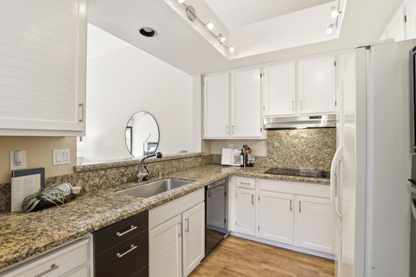 Detail Gallery Image 14 of 59 For 719 Lakemont Pl #3,  San Ramon,  CA 94582 - 3 Beds | 2 Baths