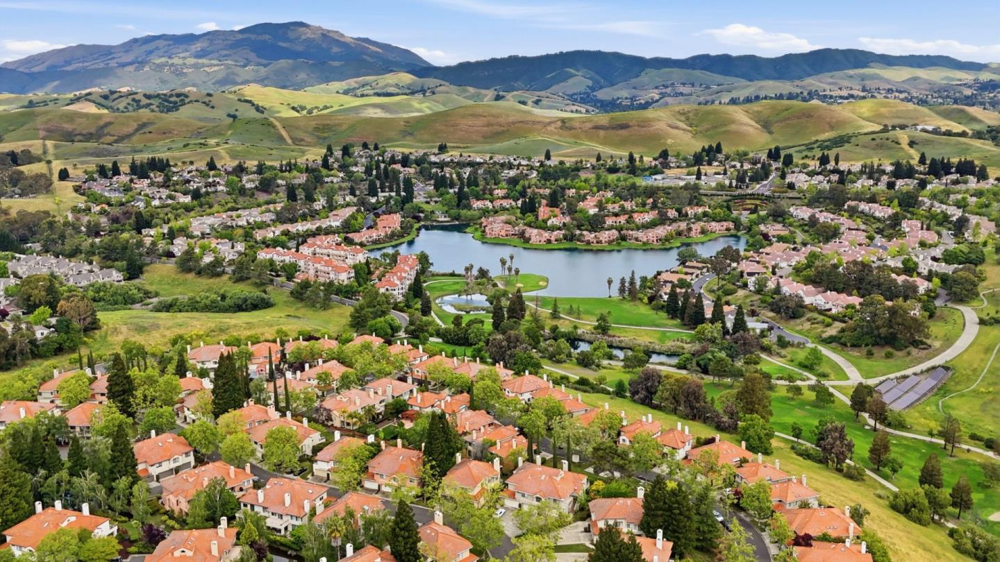 Detail Gallery Image 32 of 59 For 719 Lakemont Pl #3,  San Ramon,  CA 94582 - 3 Beds | 2 Baths