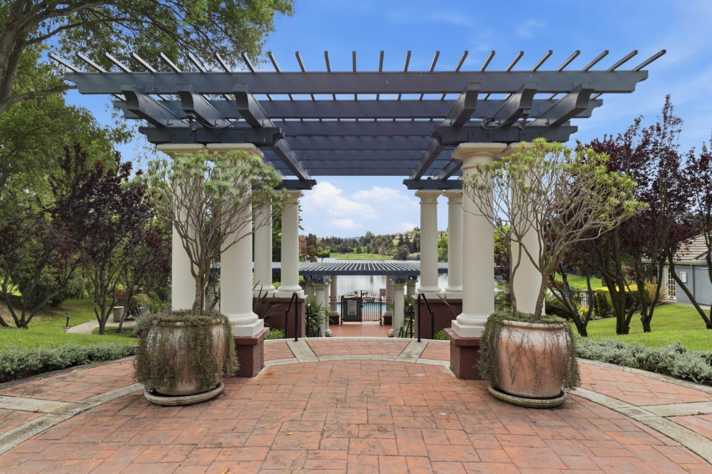 Detail Gallery Image 35 of 59 For 719 Lakemont Pl #3,  San Ramon,  CA 94582 - 3 Beds | 2 Baths