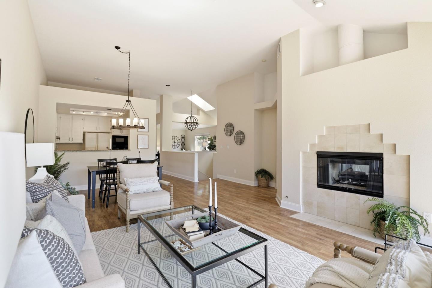 Detail Gallery Image 8 of 59 For 719 Lakemont Pl #3,  San Ramon,  CA 94582 - 3 Beds | 2 Baths