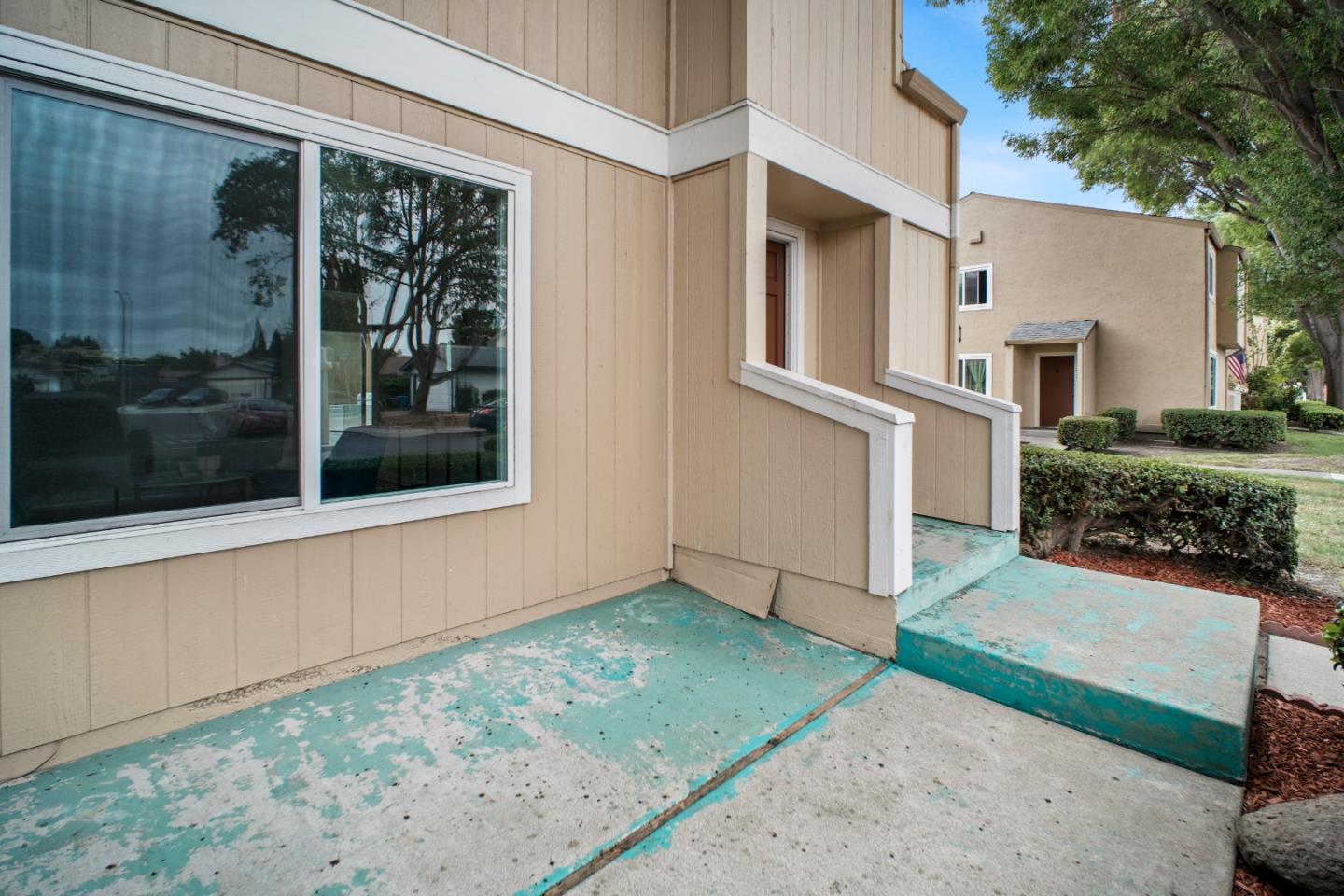 Detail Gallery Image 11 of 42 For 4270 Comet Cir, Union City,  CA 94587 - 3 Beds | 1/1 Baths
