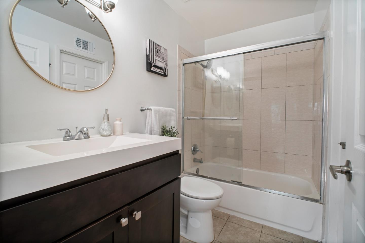 Detail Gallery Image 29 of 42 For 4270 Comet Cir, Union City,  CA 94587 - 3 Beds | 1/1 Baths