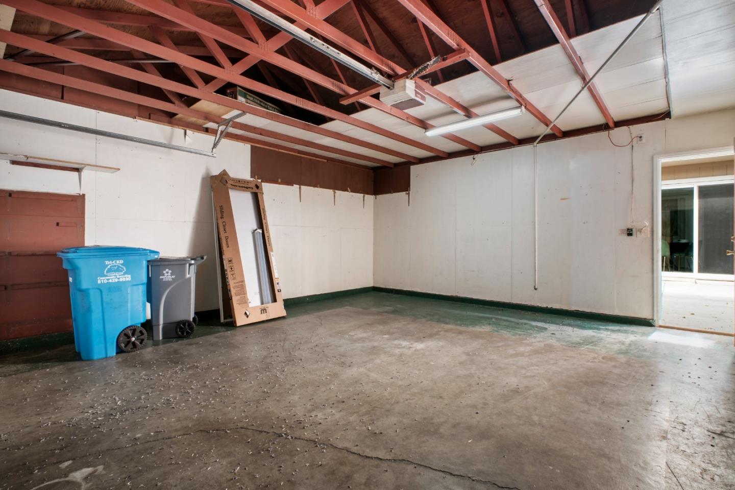 Detail Gallery Image 38 of 42 For 4270 Comet Cir, Union City,  CA 94587 - 3 Beds | 1/1 Baths