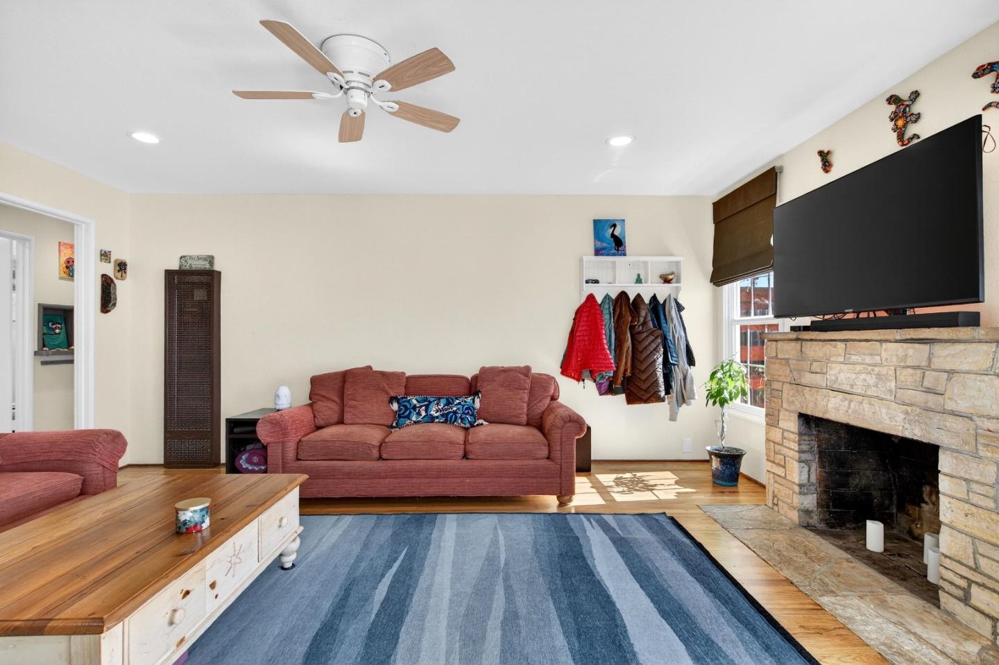 Detail Gallery Image 11 of 49 For 502 E Beach St, Watsonville,  CA 95076 - 2 Beds | 1 Baths