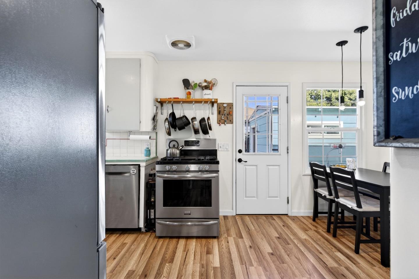 Detail Gallery Image 16 of 49 For 502 E Beach St, Watsonville,  CA 95076 - 2 Beds | 1 Baths