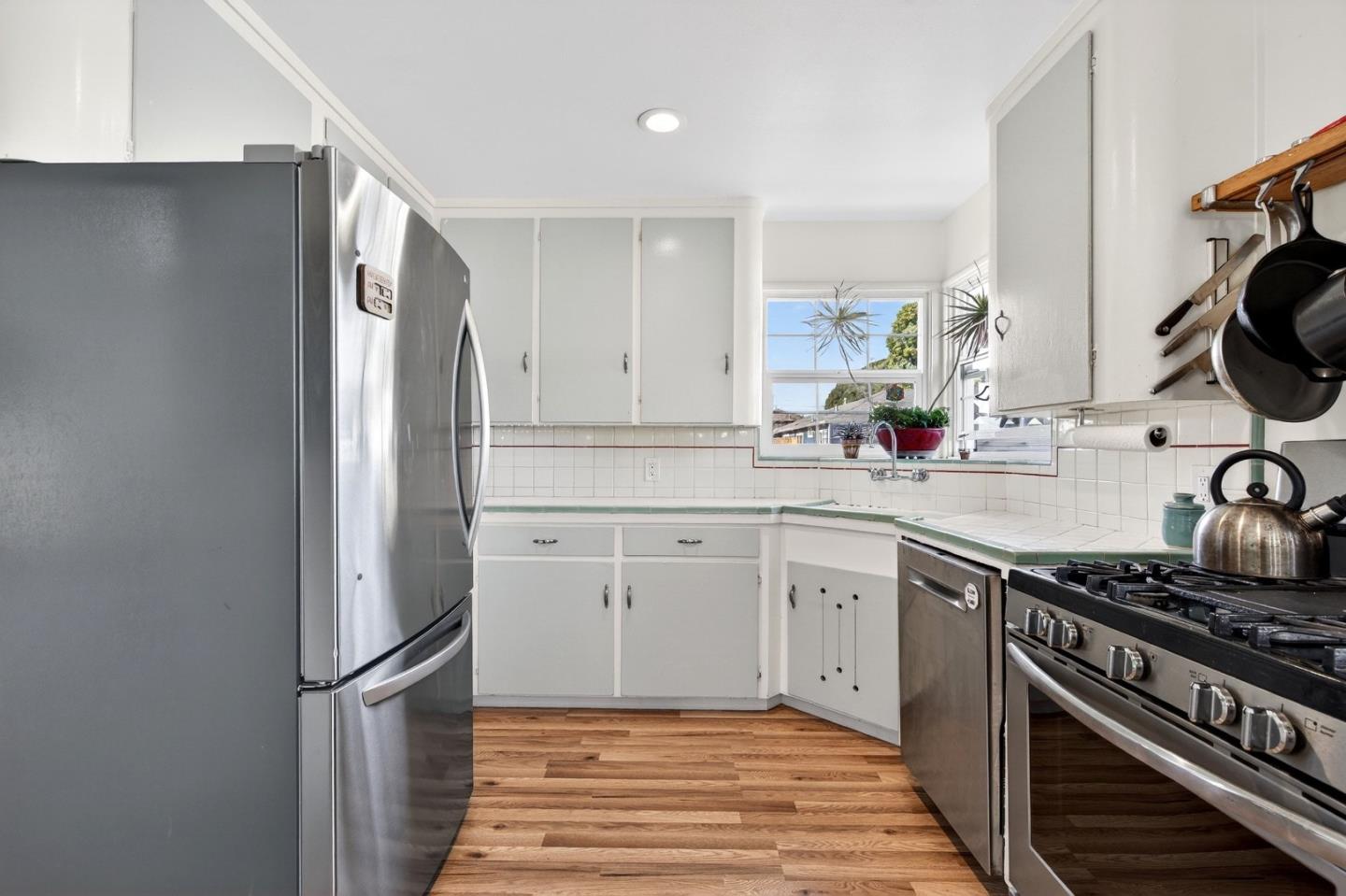 Detail Gallery Image 17 of 49 For 502 E Beach St, Watsonville,  CA 95076 - 2 Beds | 1 Baths