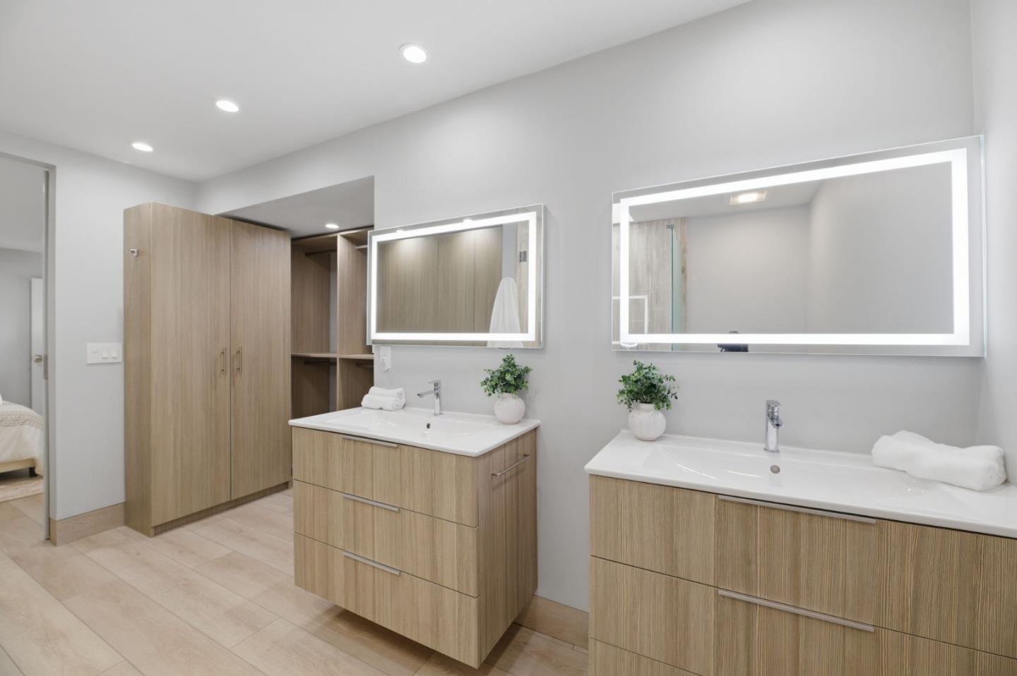 Photo #16: ML82043091 Listing: Photo #16