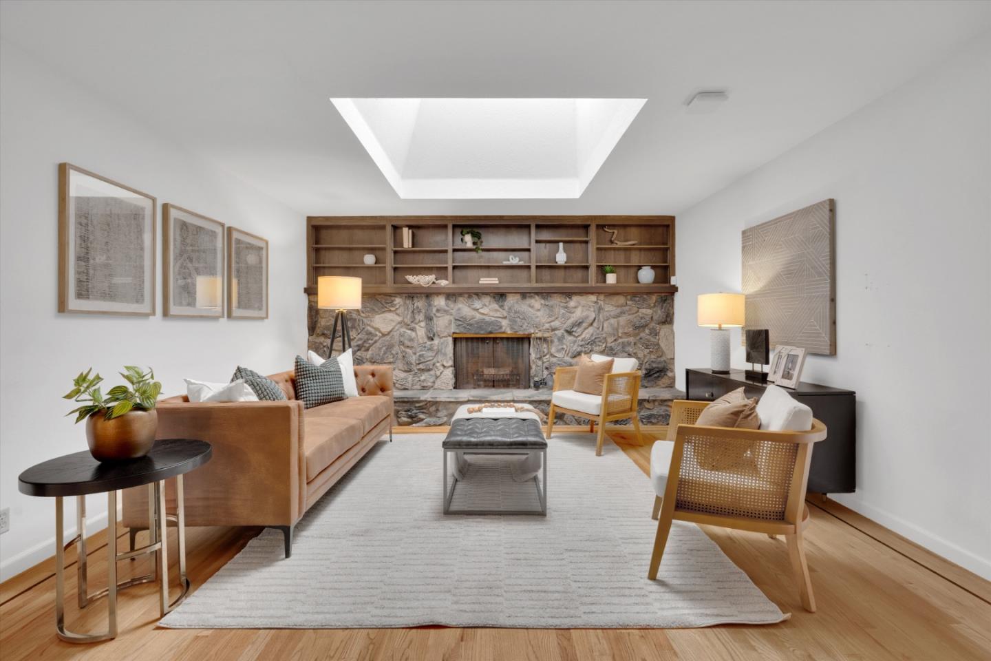 Detail Gallery Image 10 of 47 For 18967 Palo Oaks Ct, Saratoga,  CA 95070 - 4 Beds | 2/1 Baths