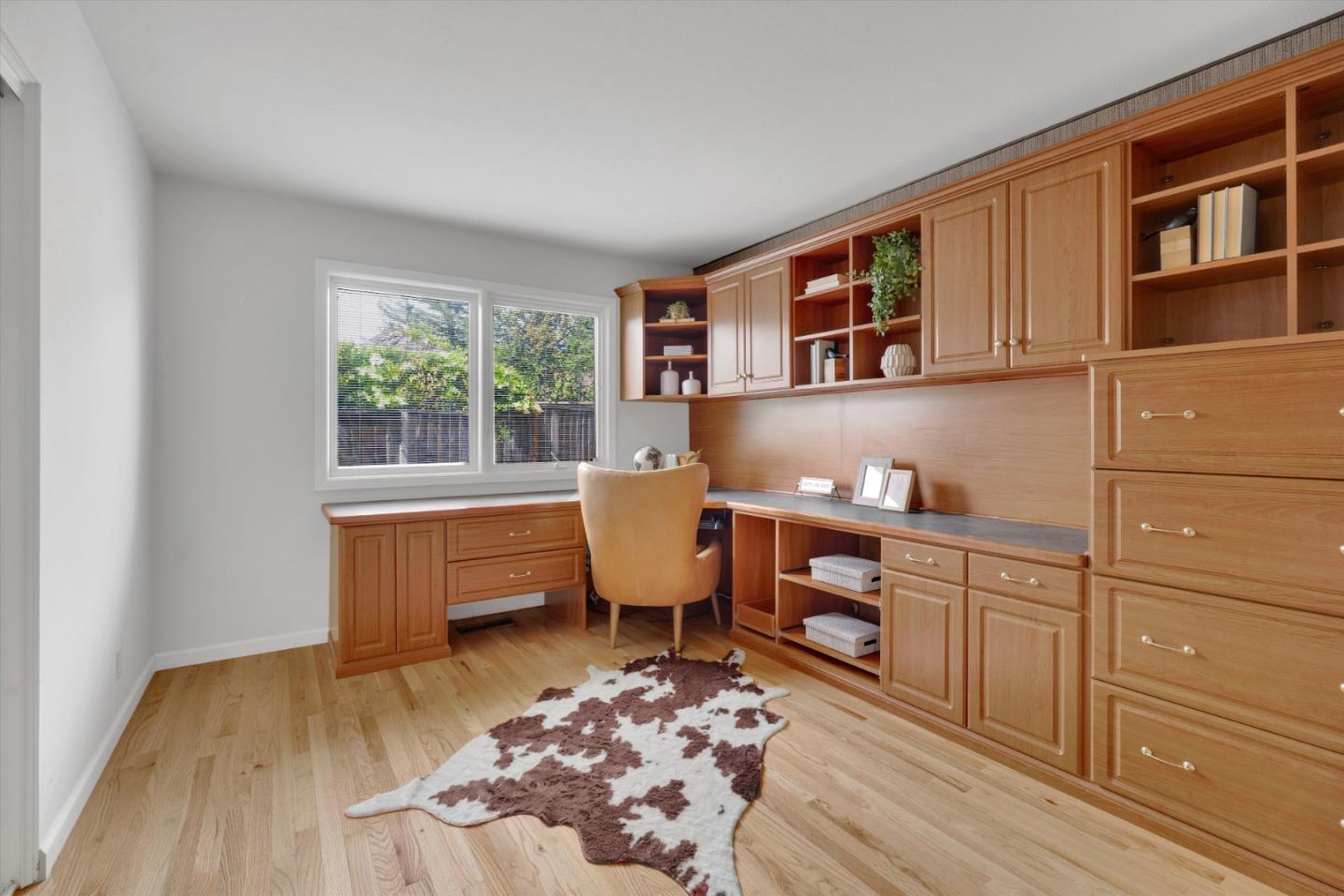 Detail Gallery Image 22 of 47 For 18967 Palo Oaks Ct, Saratoga,  CA 95070 - 4 Beds | 2/1 Baths