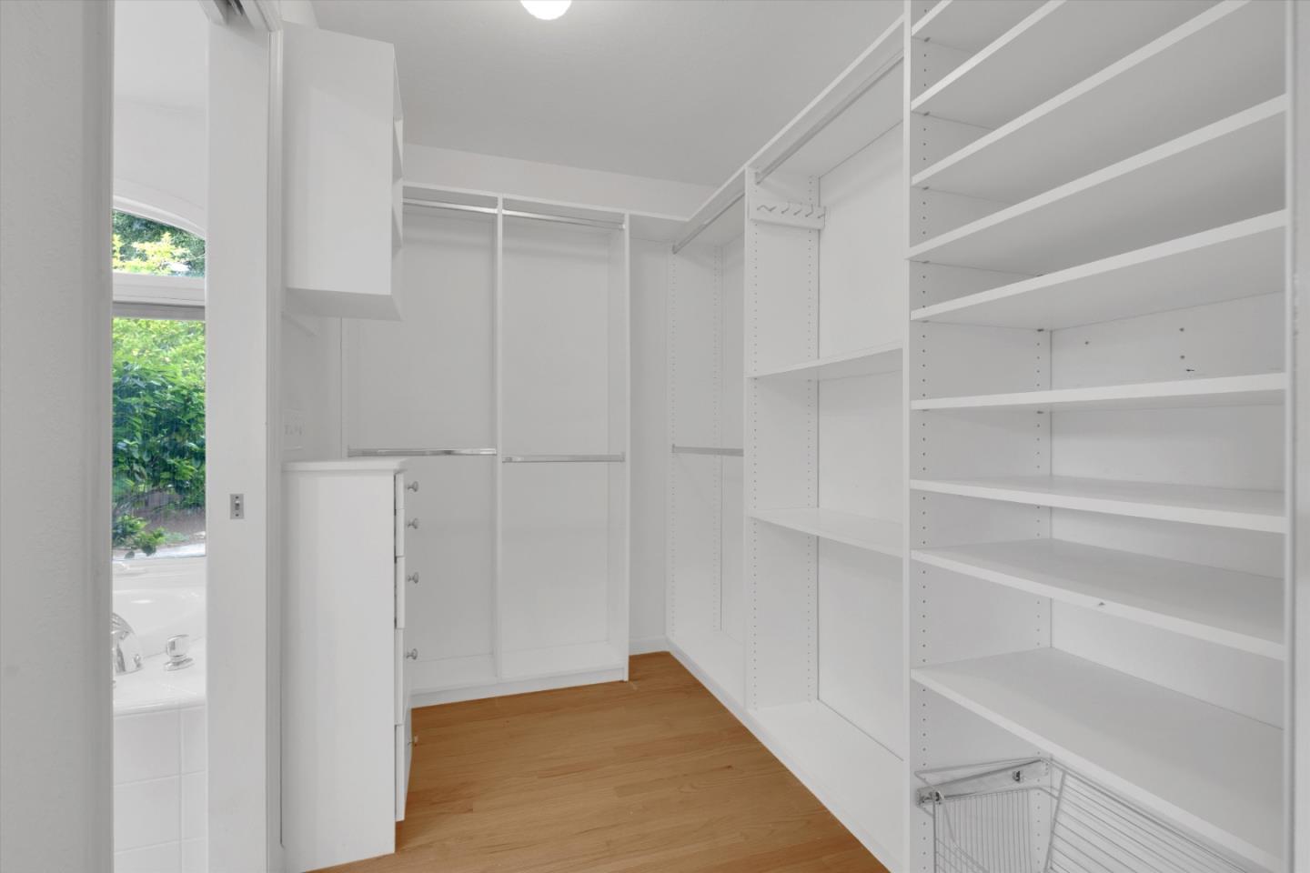 Detail Gallery Image 25 of 47 For 18967 Palo Oaks Ct, Saratoga,  CA 95070 - 4 Beds | 2/1 Baths