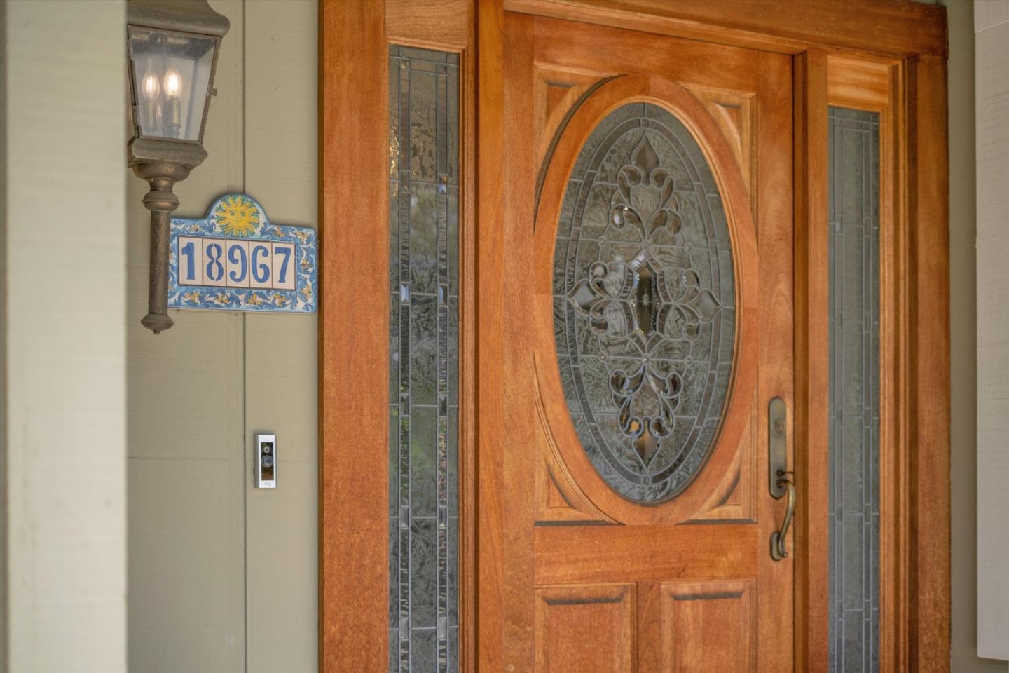 Detail Gallery Image 5 of 47 For 18967 Palo Oaks Ct, Saratoga,  CA 95070 - 4 Beds | 2/1 Baths