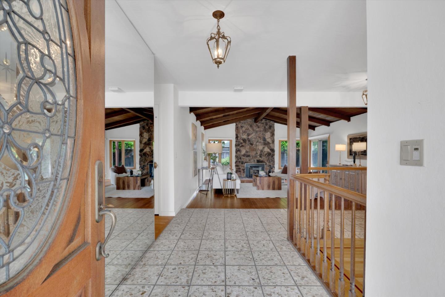 Detail Gallery Image 6 of 47 For 18967 Palo Oaks Ct, Saratoga,  CA 95070 - 4 Beds | 2/1 Baths