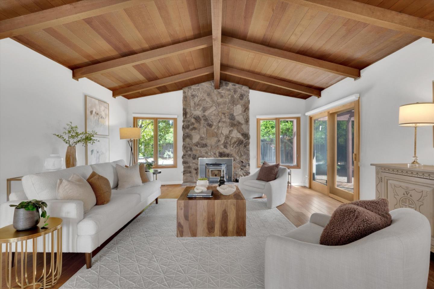 Detail Gallery Image 7 of 47 For 18967 Palo Oaks Ct, Saratoga,  CA 95070 - 4 Beds | 2/1 Baths