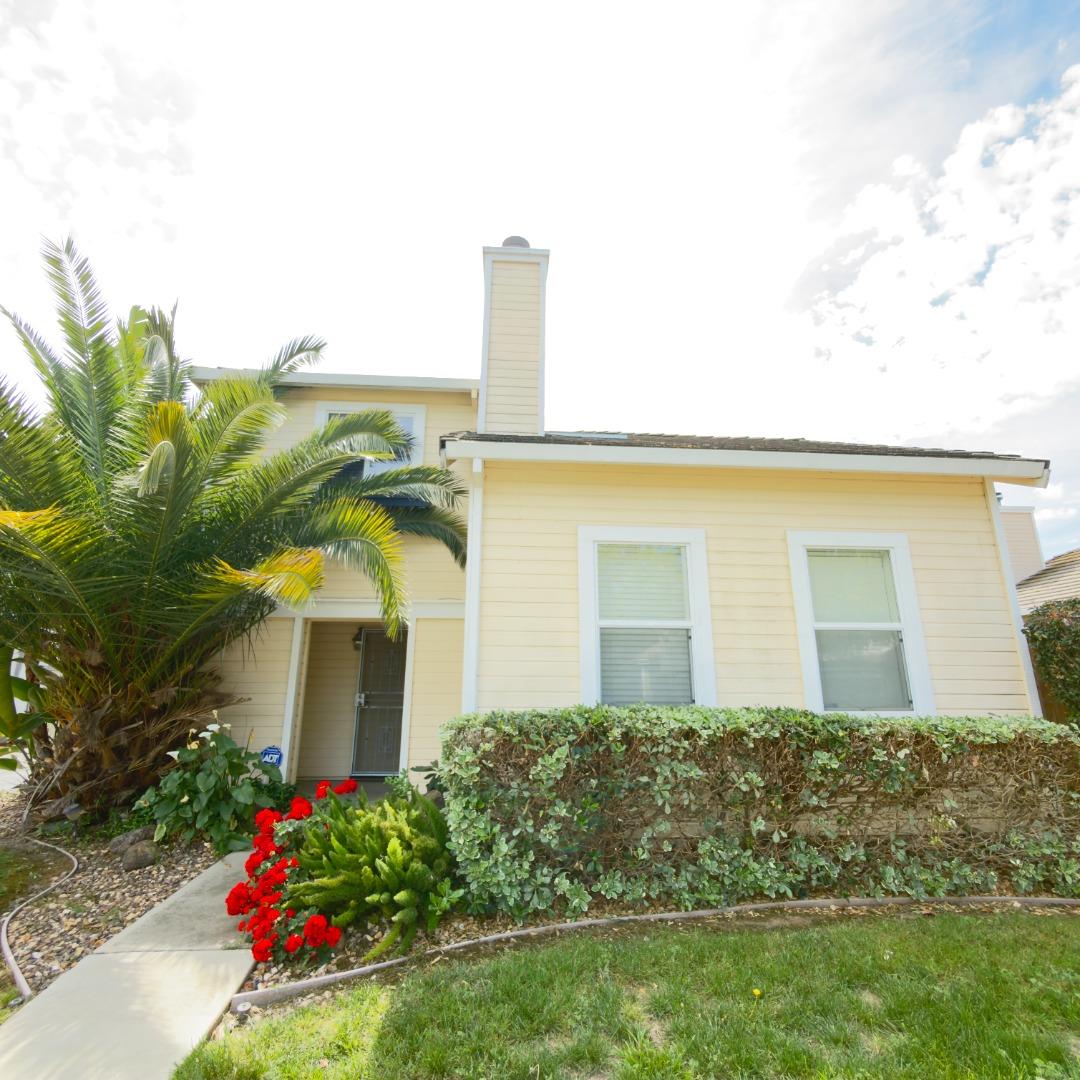 Front Image Thumbnail for ML82043094