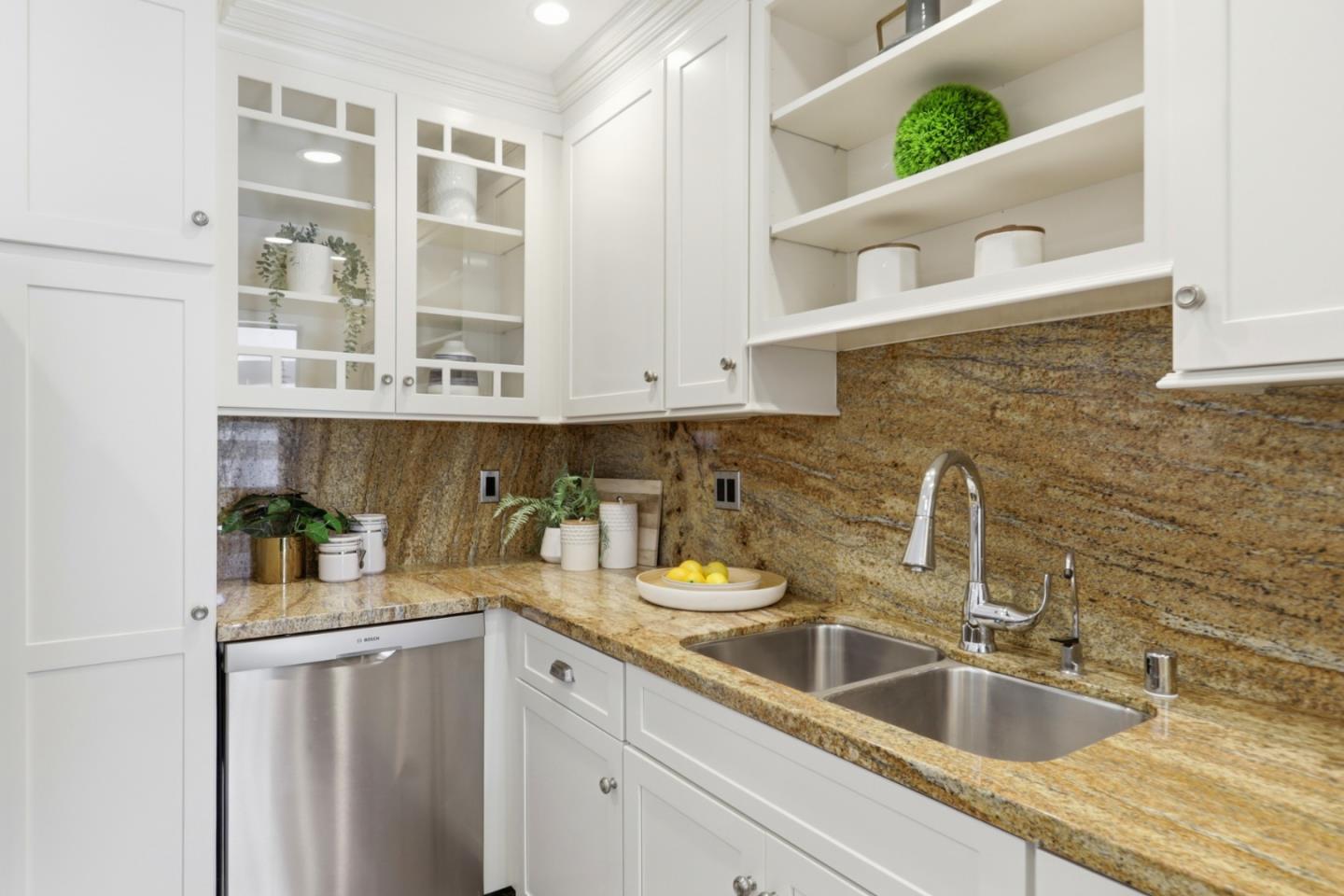 Photo #12: ML82043096 Listing: Photo #12