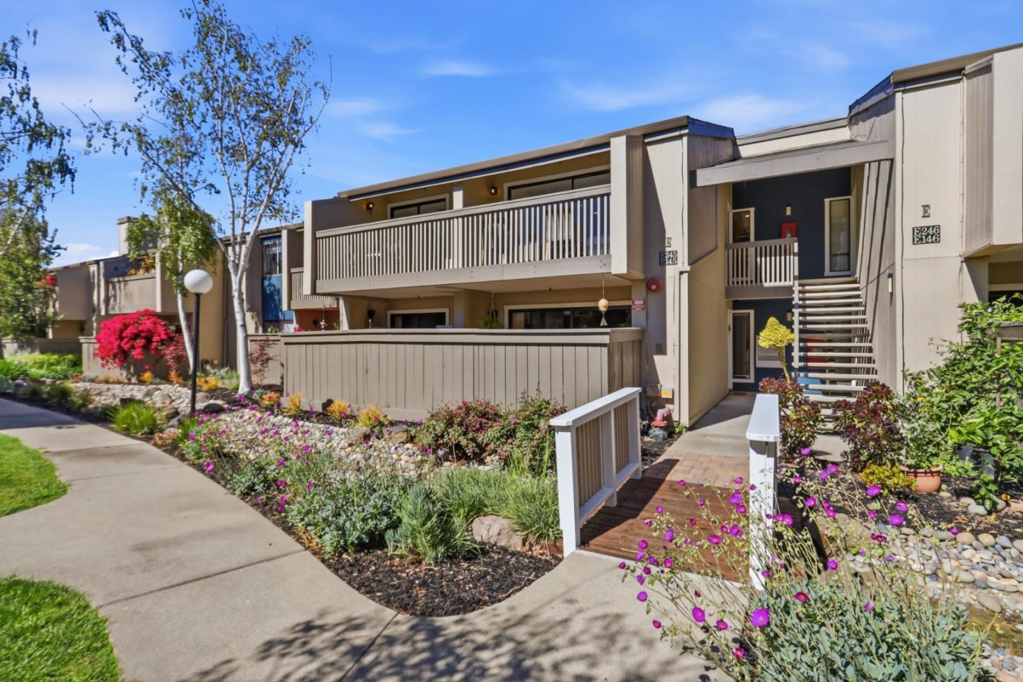 Photo #2: ML82043096 Listing: Photo #2