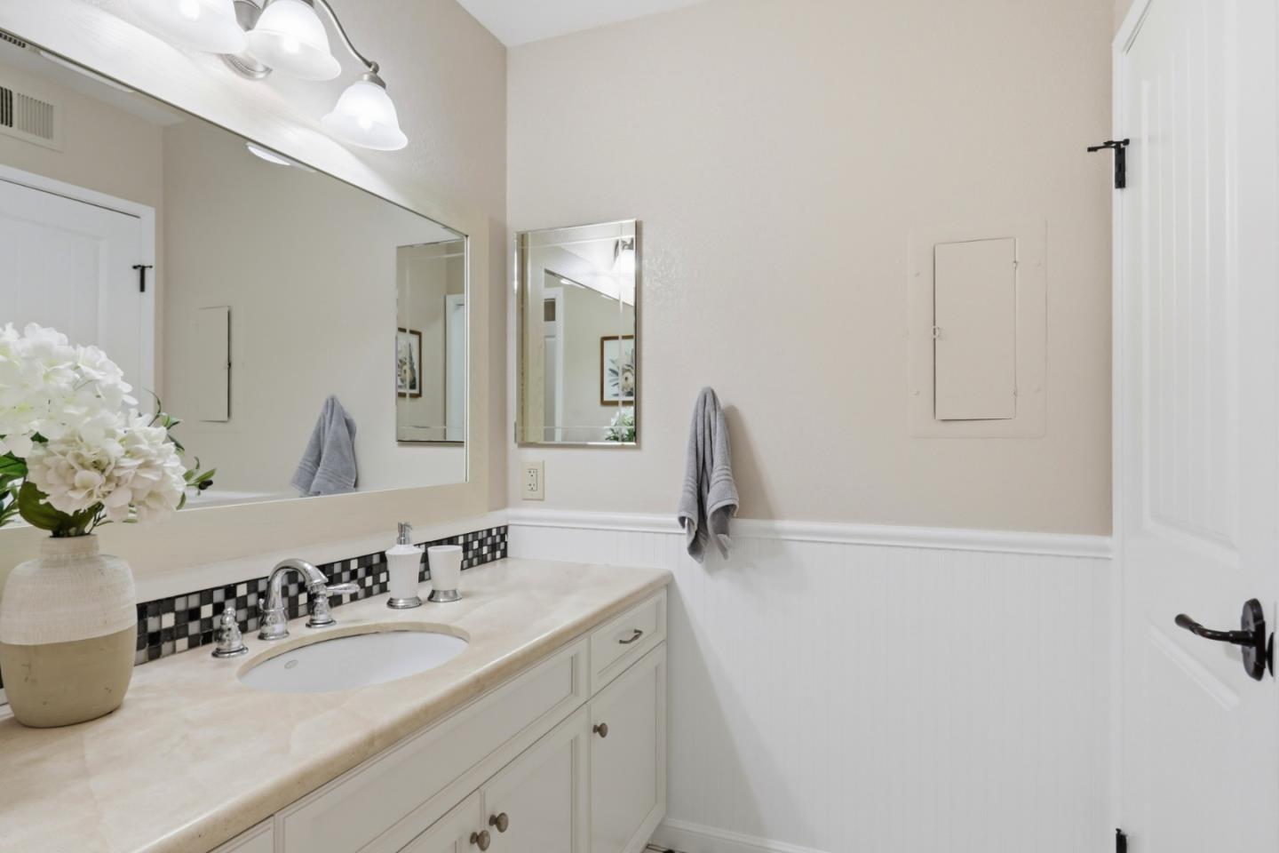 Photo #20: ML82043096 Listing: Photo #20