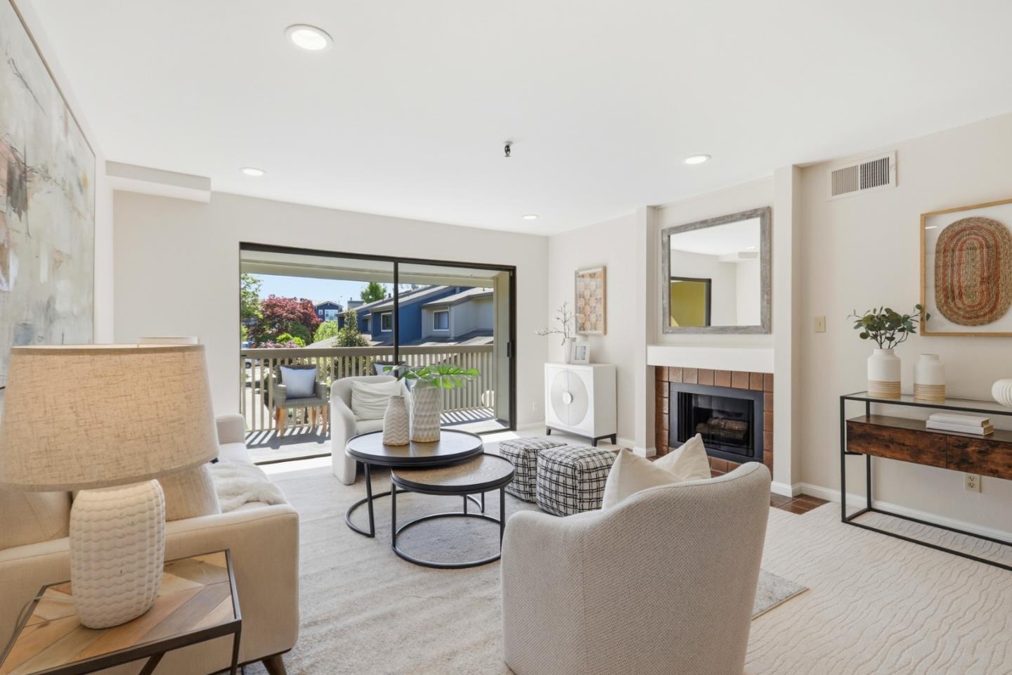 Photo #5: ML82043096 Listing: Photo #5