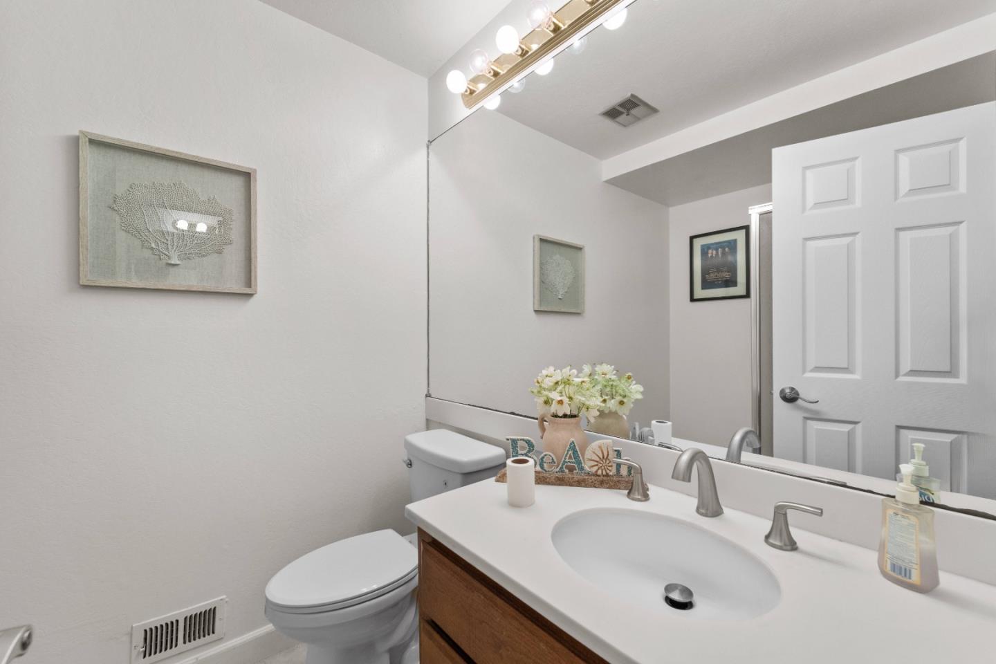 Detail Gallery Image 16 of 35 For 1645 Eberts Dr, San Martin,  CA 95046 - 3 Beds | 2 Baths