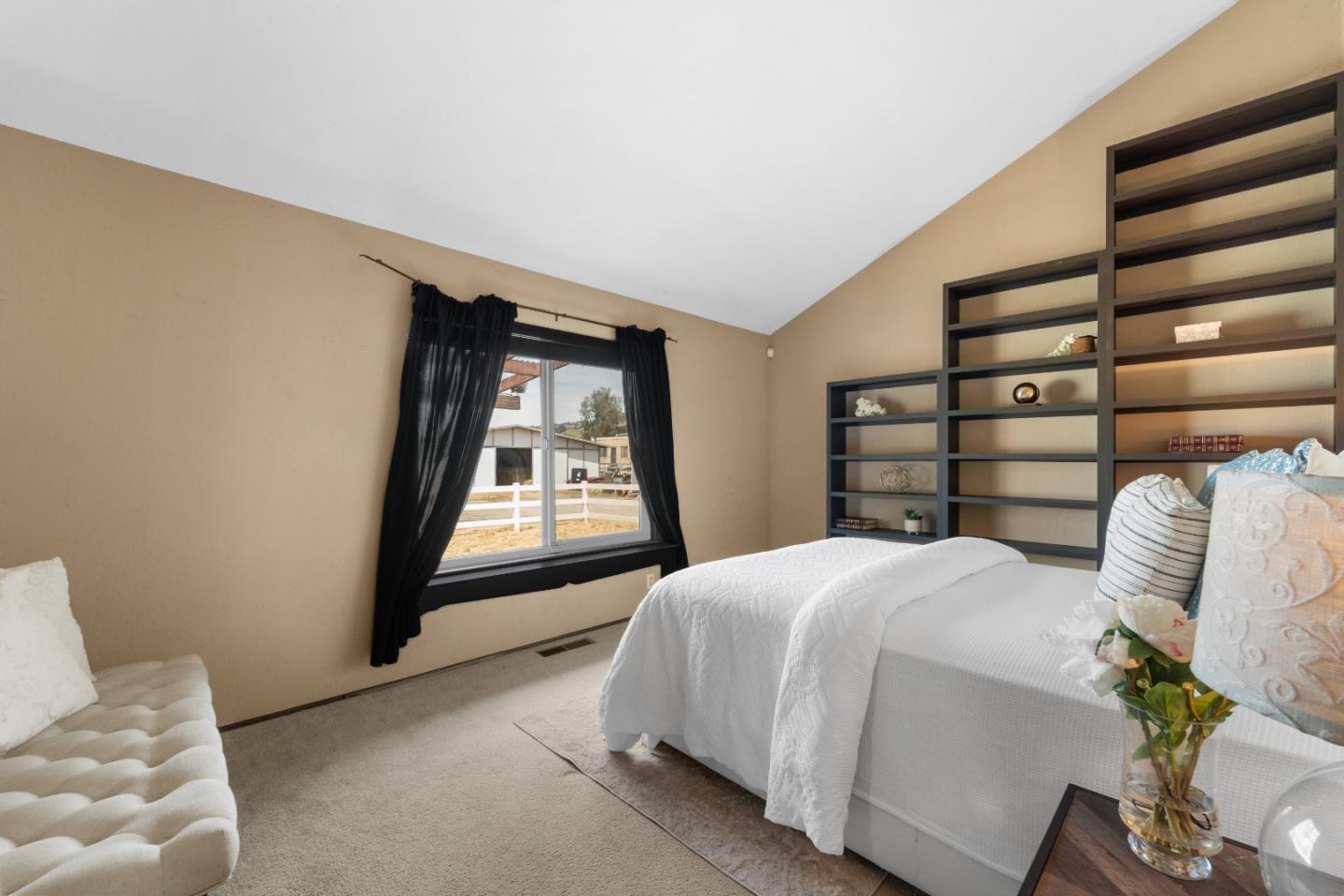 Detail Gallery Image 21 of 35 For 1645 Eberts Dr, San Martin,  CA 95046 - 3 Beds | 2 Baths