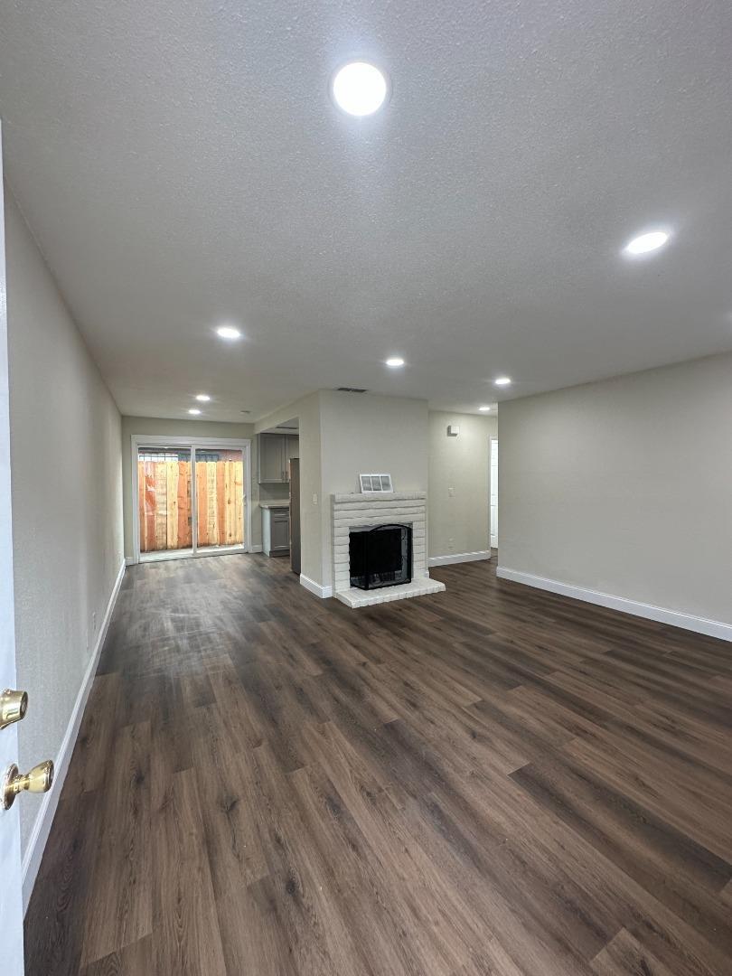 Detail Gallery Image 7 of 14 For 9561 Kelley Dr, Stockton,  CA 95209 - – Beds | – Baths