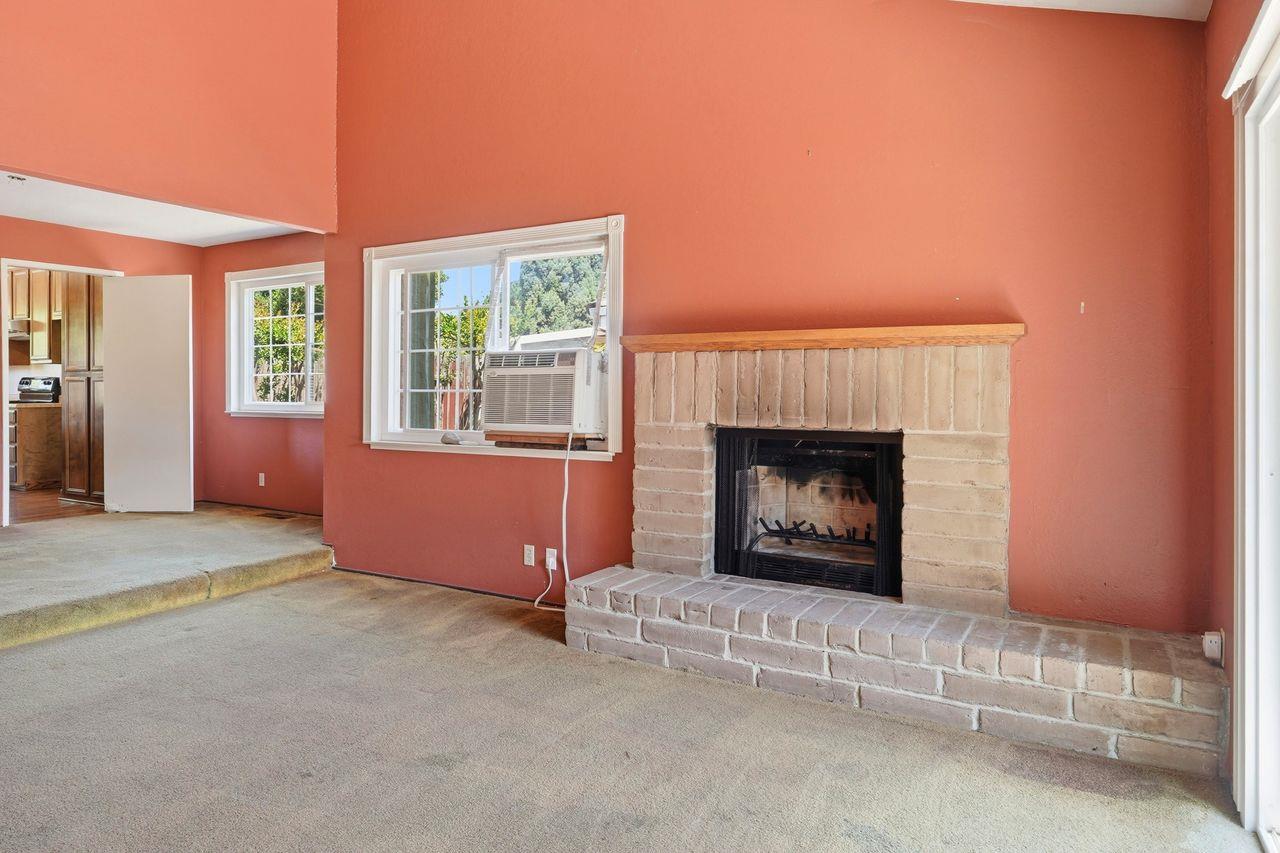 Detail Gallery Image 10 of 44 For 295 Hazelton Ct, Morgan Hill,  CA 95037 - 5 Beds | 3 Baths