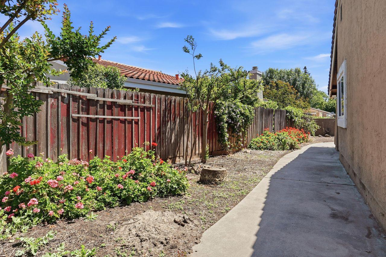 Detail Gallery Image 41 of 44 For 295 Hazelton Ct, Morgan Hill,  CA 95037 - 5 Beds | 3 Baths