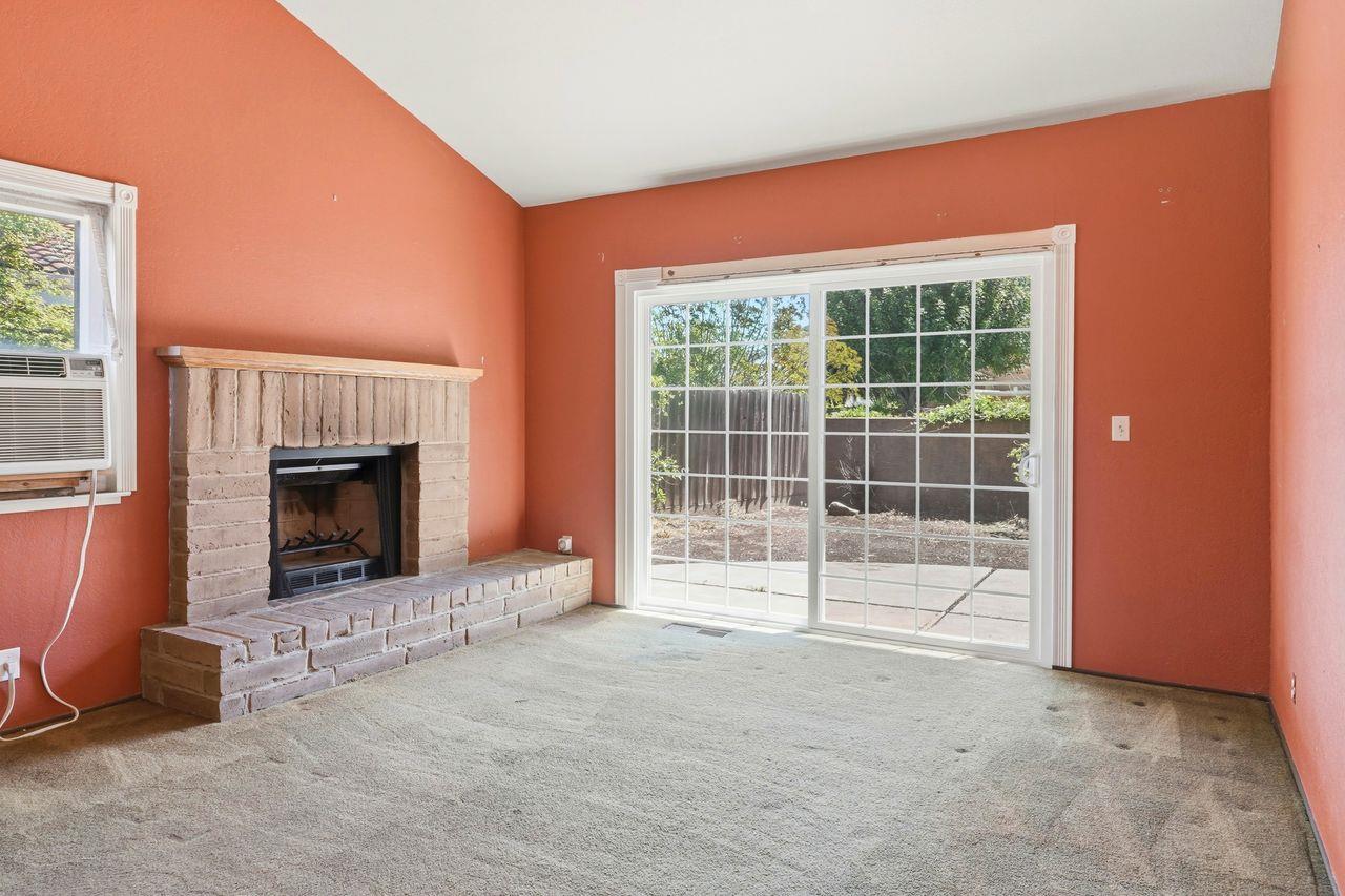 Detail Gallery Image 8 of 44 For 295 Hazelton Ct, Morgan Hill,  CA 95037 - 5 Beds | 3 Baths