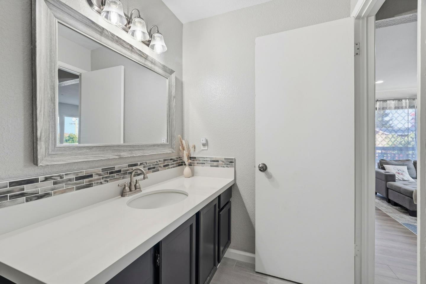 Photo #13: ML82043106 Listing: Photo #13