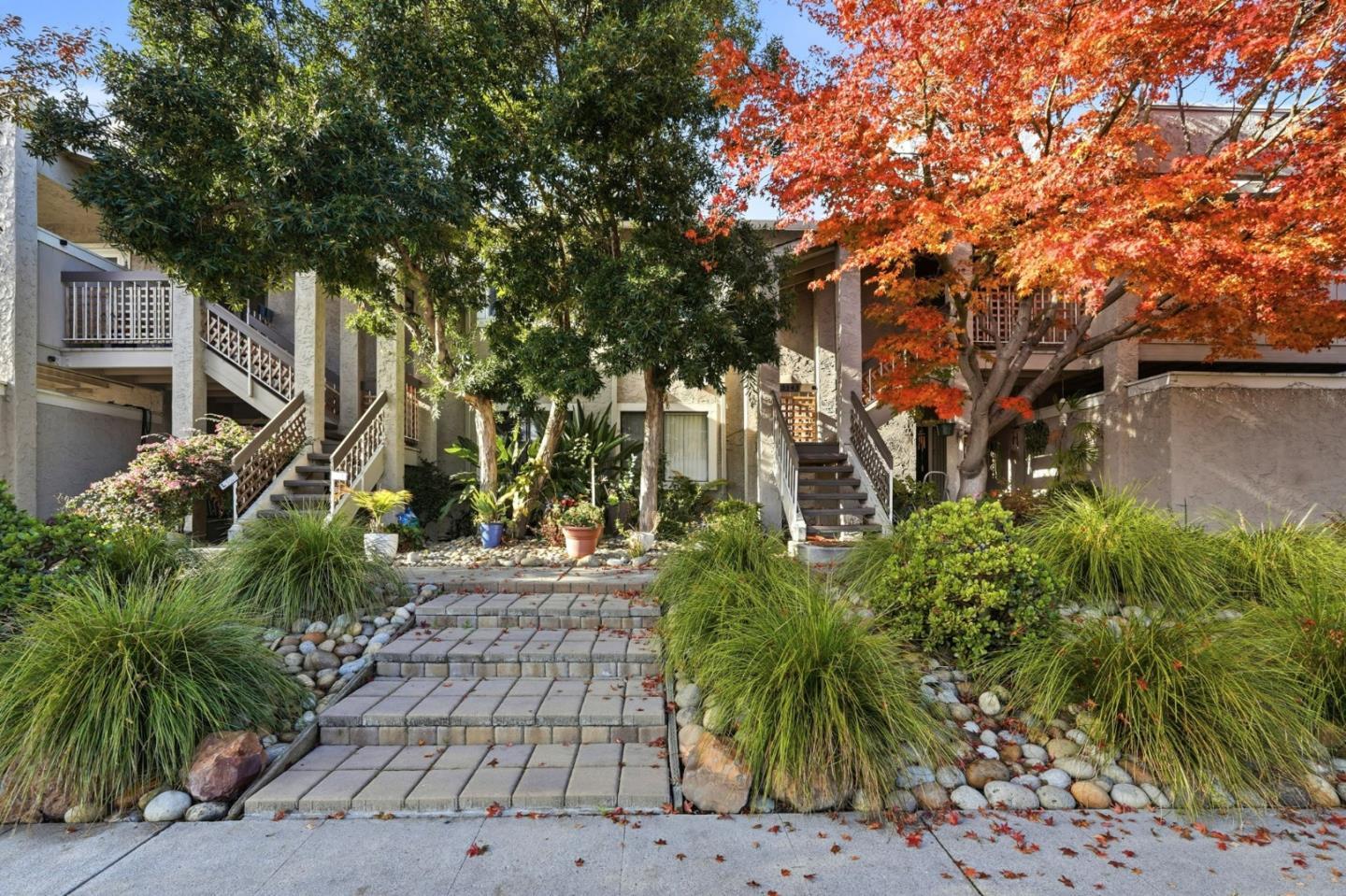 Photo #2: ML82043106 Listing: Photo #2