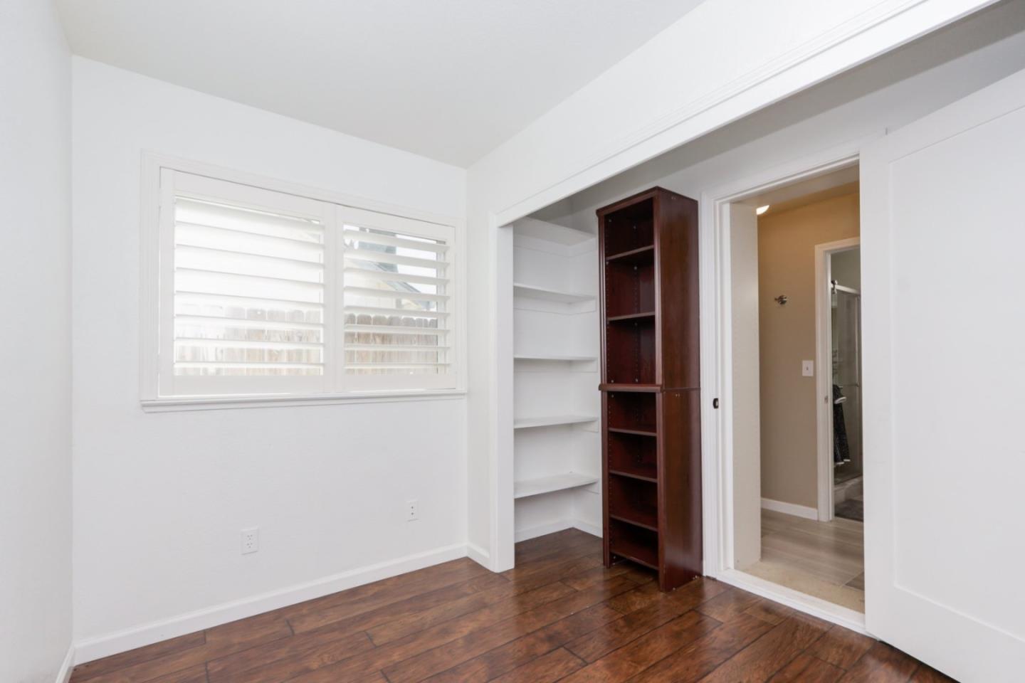 Detail Gallery Image 26 of 44 For 2247 Laguna Way, Los Banos,  CA 93635 - 4 Beds | 2 Baths