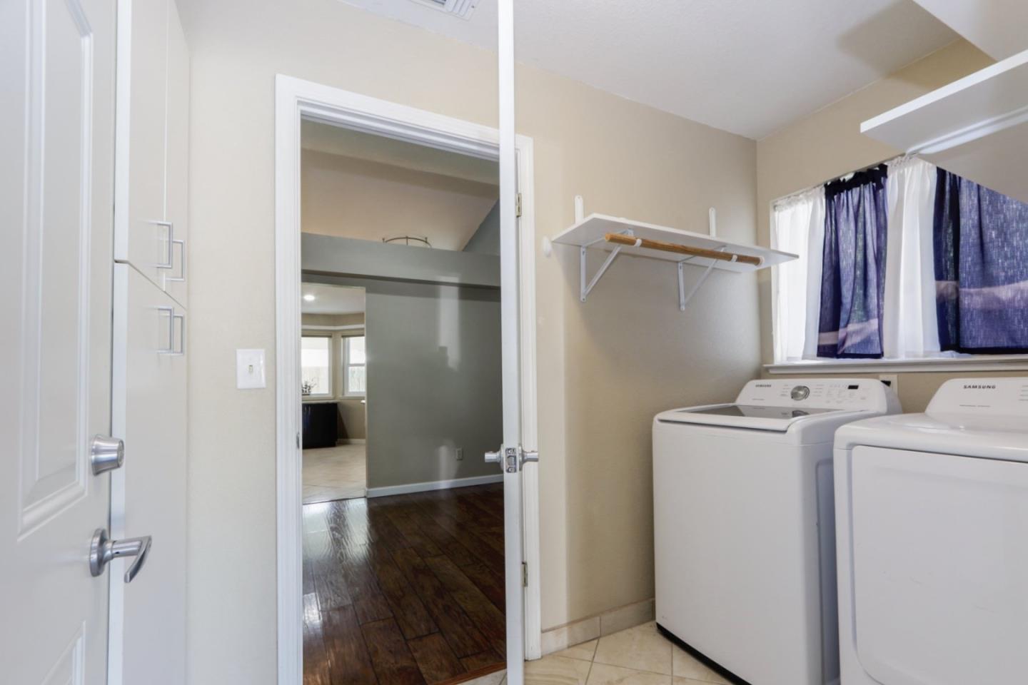 Detail Gallery Image 29 of 44 For 2247 Laguna Way, Los Banos,  CA 93635 - 4 Beds | 2 Baths