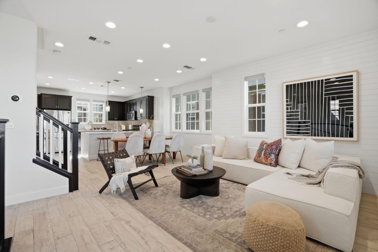 3806 Pyramid Way, Mountain View, CA, 94043