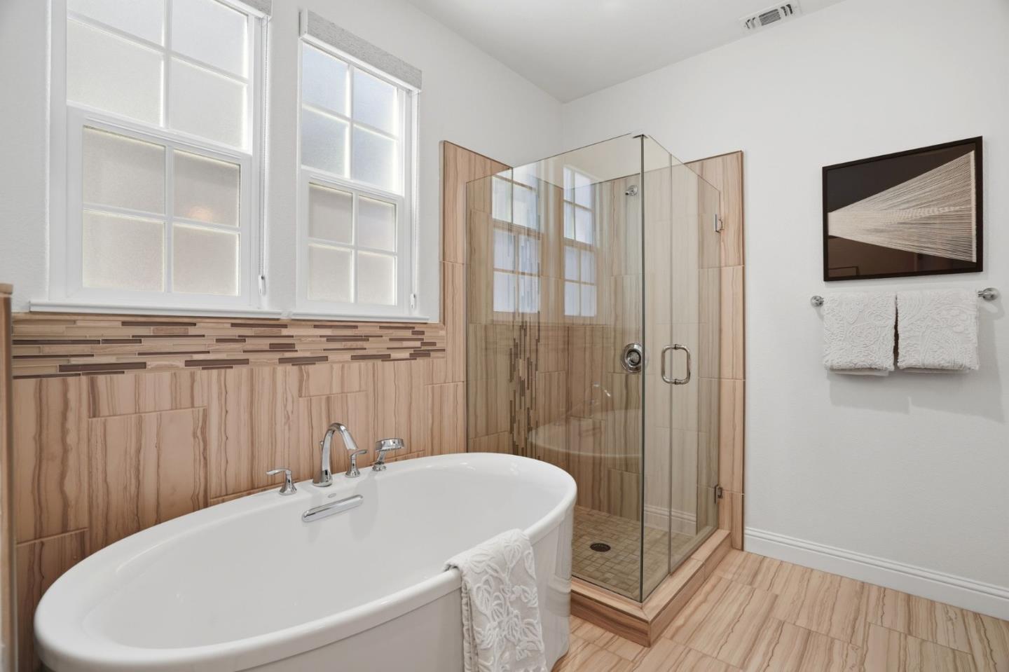 Detail Gallery Image 31 of 44 For 3806 Pyramid Way, Mountain View,  CA 94043 - 3 Beds | 3/1 Baths