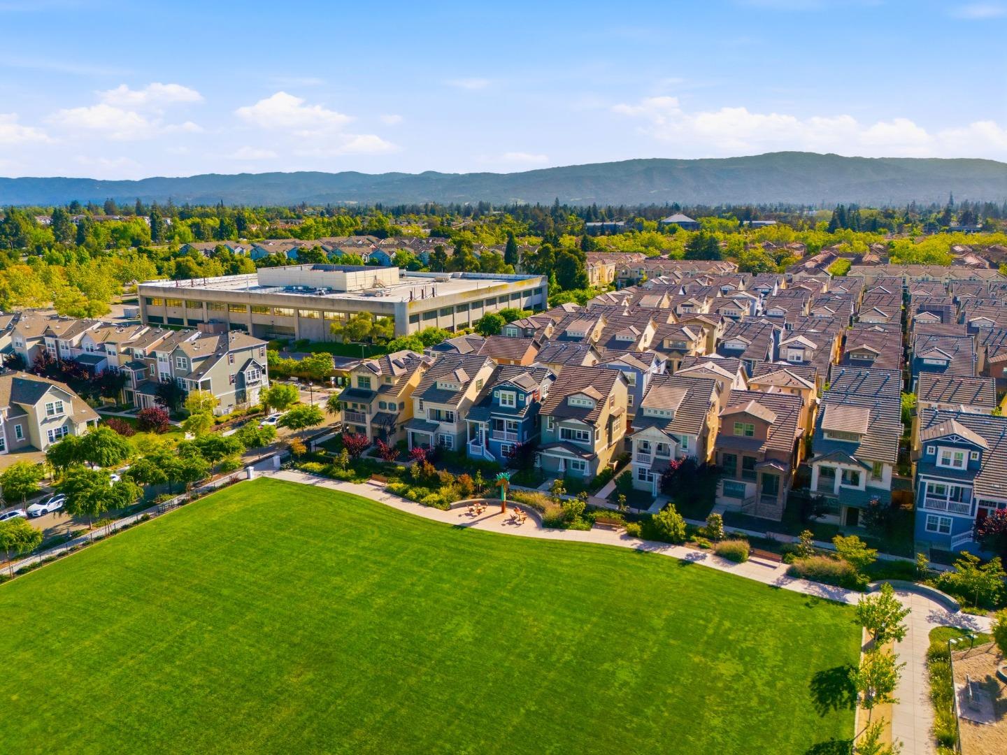 3806 Pyramid Way, Mountain View, CA, 94043