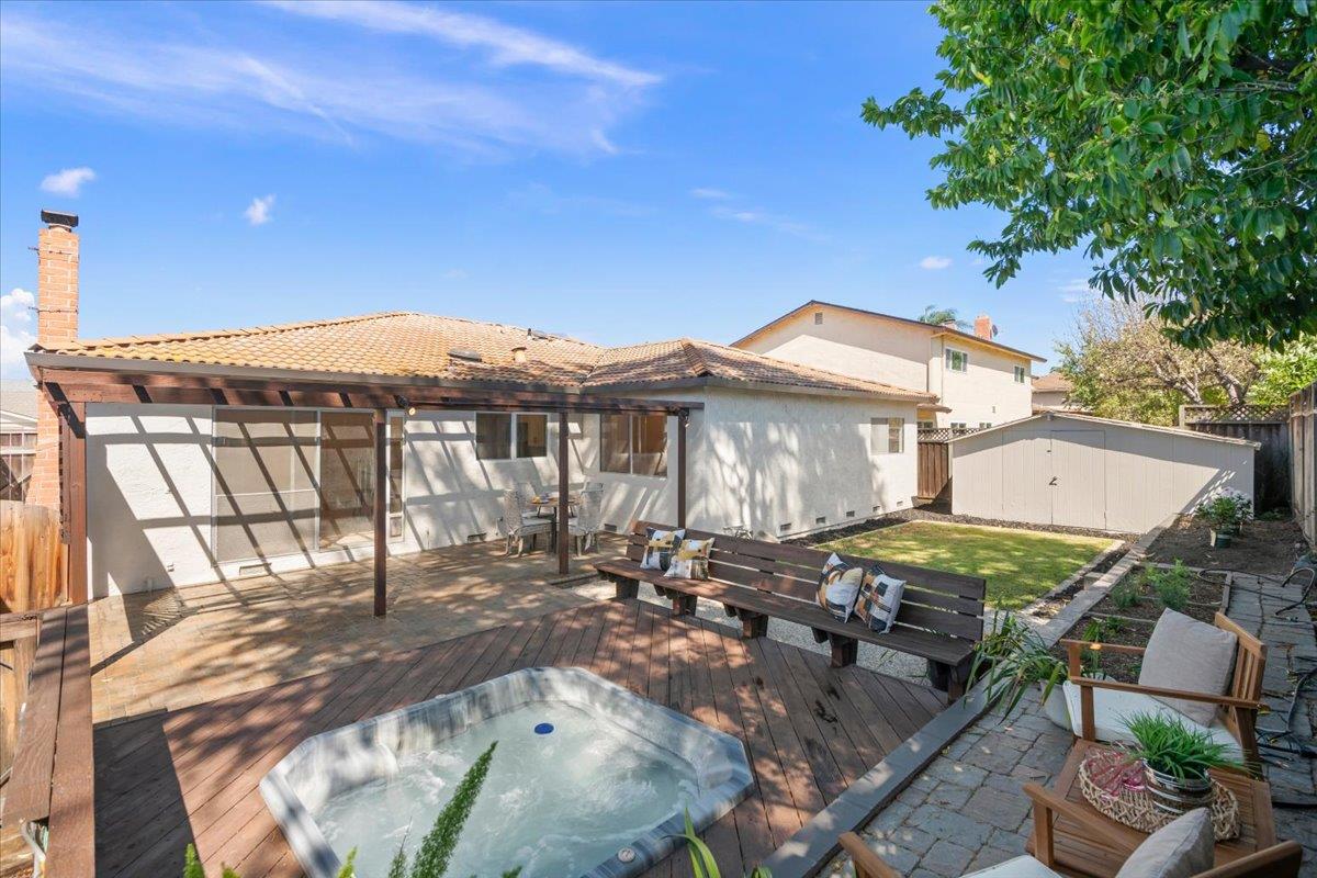 Detail Gallery Image 25 of 36 For 692 Hathaway Ct, San Jose,  CA 95136 - 4 Beds | 2 Baths