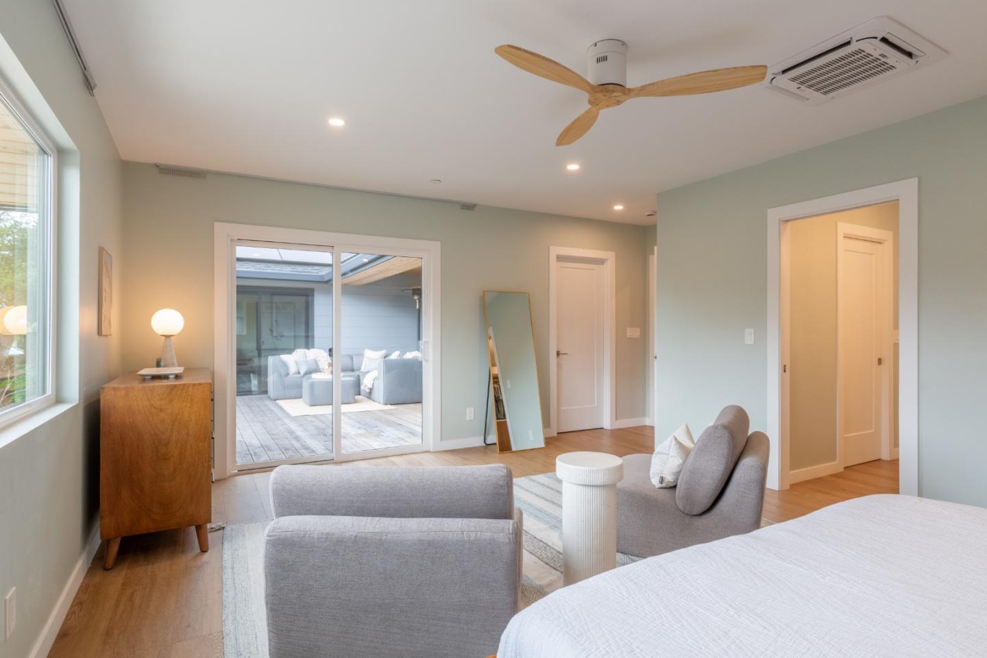 Detail Gallery Image 26 of 46 For 26140 Mesa Dr, Carmel,  CA 93923 - 3 Beds | 2/1 Baths